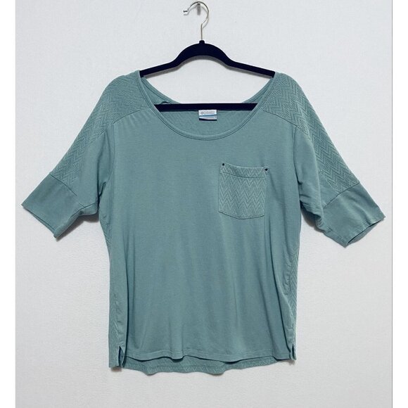 Columbia Short Sleeve Top Womens Large Green Aztec Print Front Pocket Outdoor - Picture 1 of 5